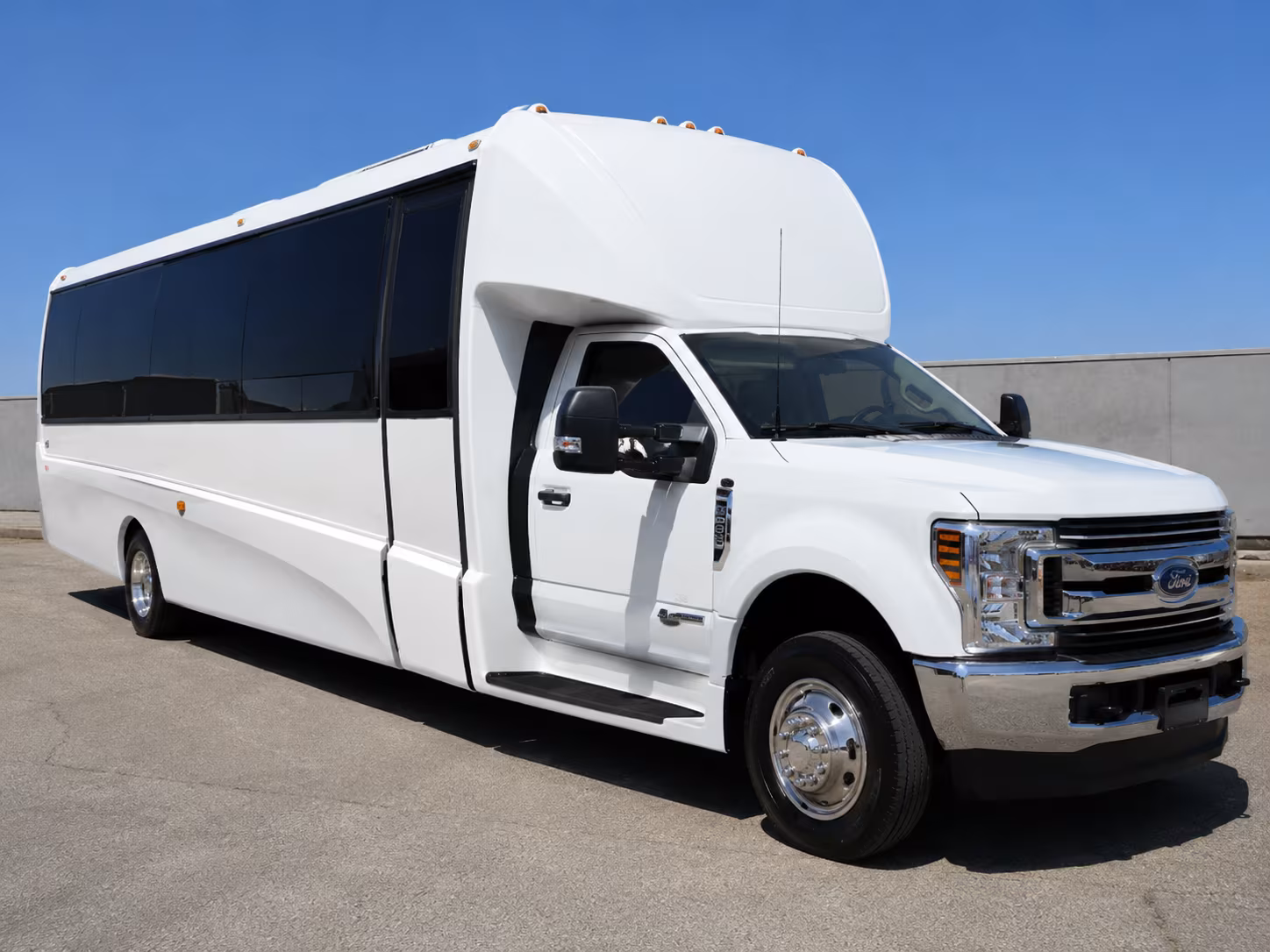 baldwin park travel to baldwin park concerts on a charter bus rental
