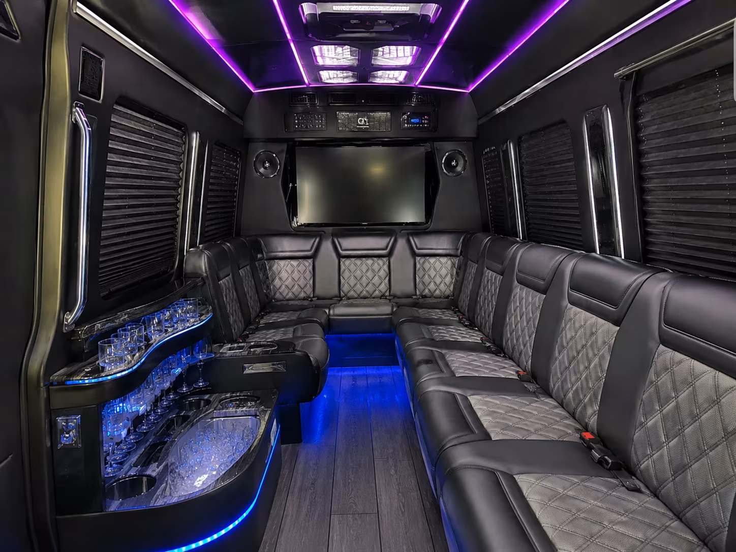 choosing the right bus size for your covina prom group is easy with covinacharterbuscompany com
