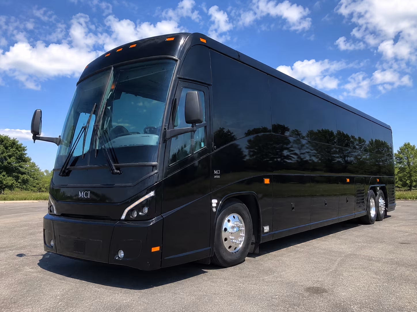 diamond bar charter bus rentals for airport transfers