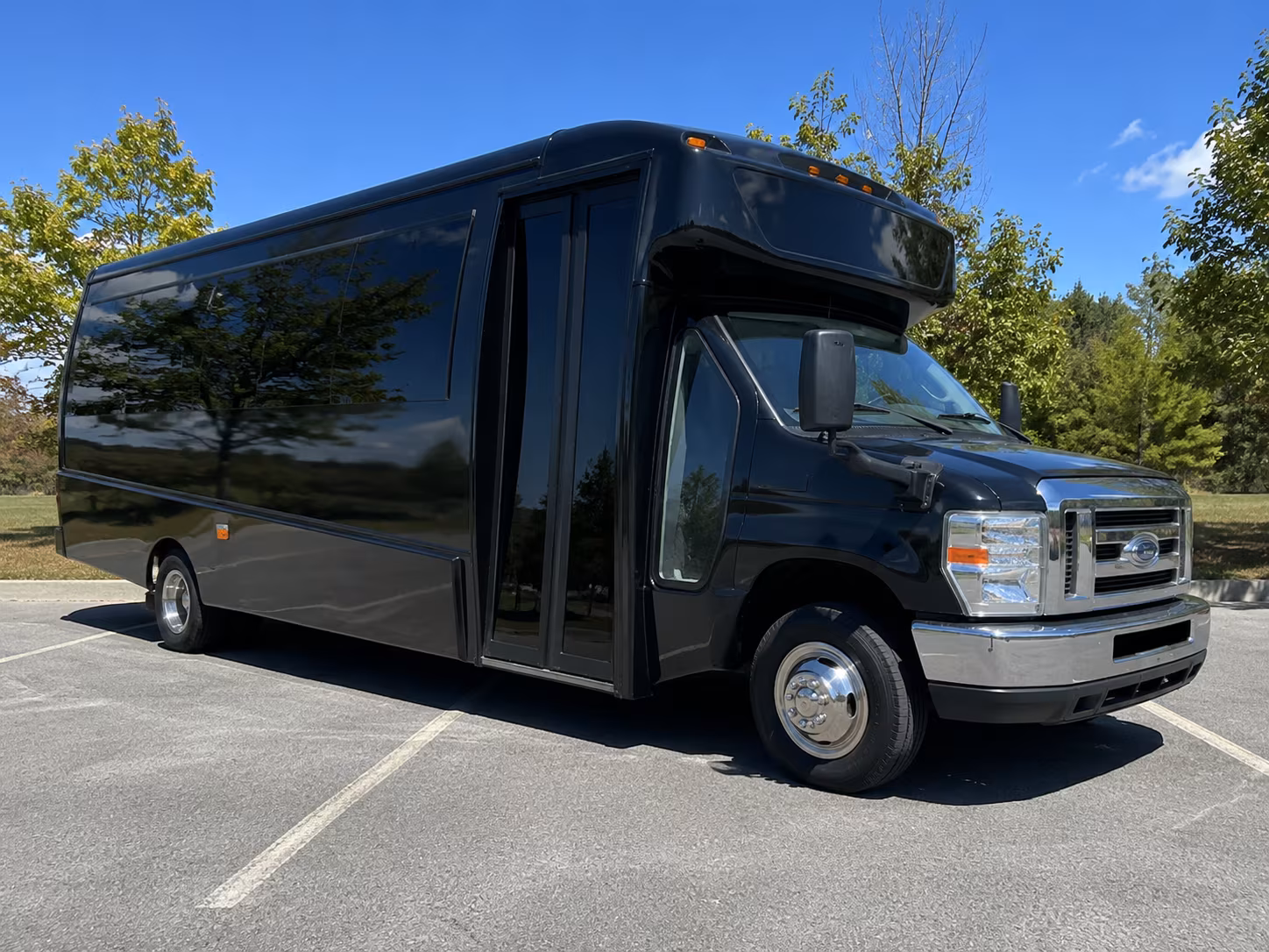 diamond bar make an entrance with diamond bar prom transportation
