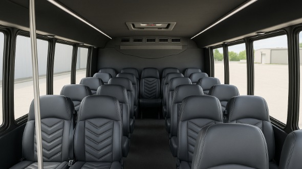 duarte 28 passenger minibus